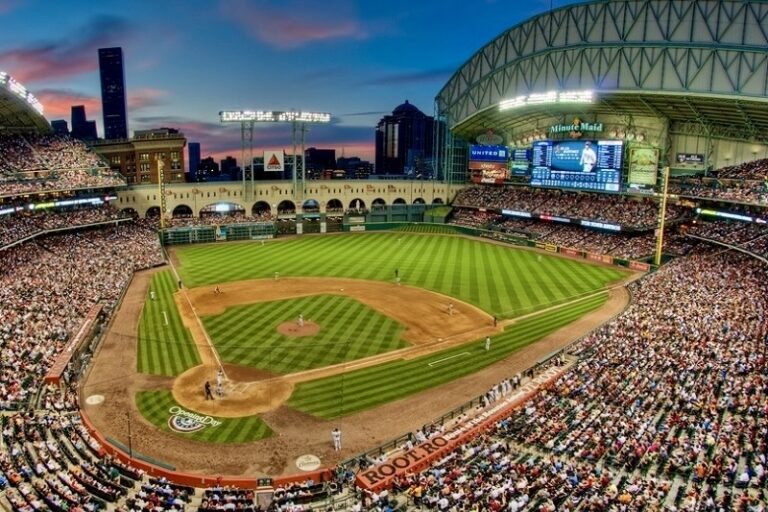 The Best Seats for the Houston Astros at Daikin Park